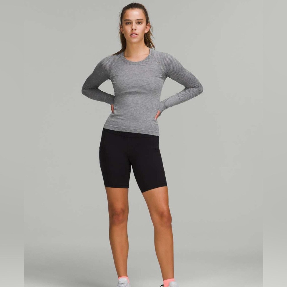Lululemon Swiftly Tech Long Sleeve Shirt 2.0 Race Length Tetra Strip Grey Black